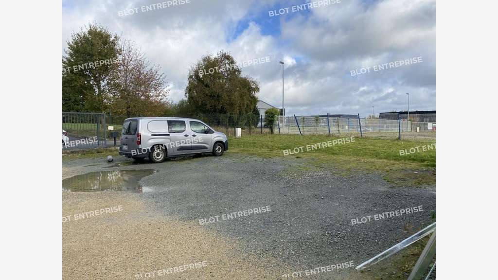 A louer local d'activités 110m² à Plouër-sur-Rance