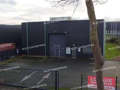 Location Locaux d'activités - Entrepôts à Ploufragan