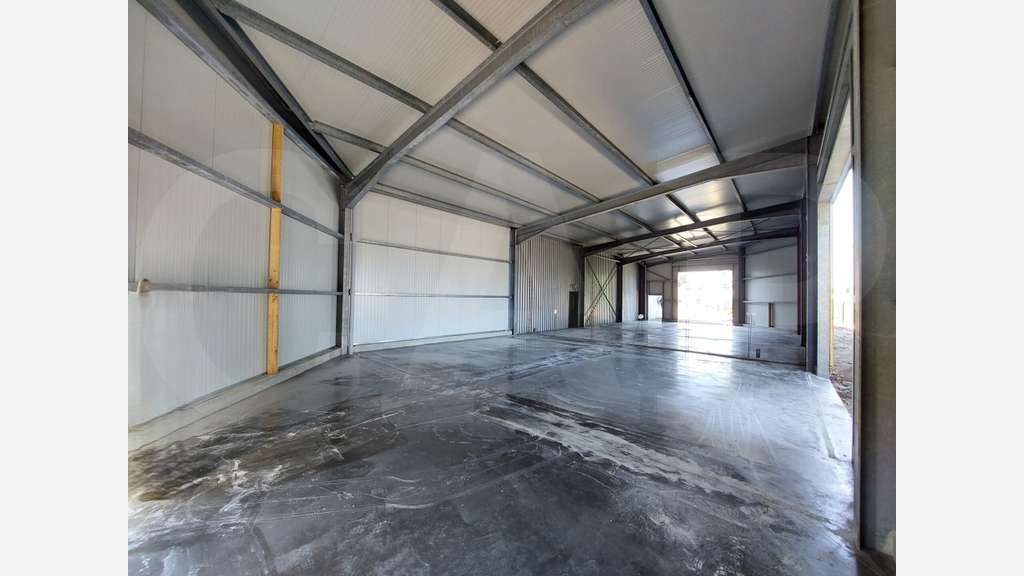 A louer local d'activité 112m² à Plougoumelen