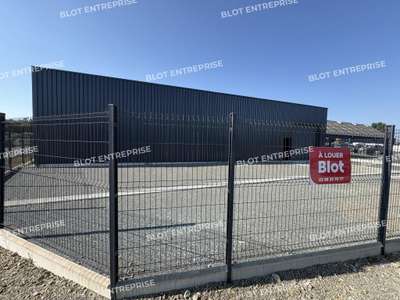 À LOUER - LOCAL D'ACTIVITES - 240 m² PLOUIGNEAU