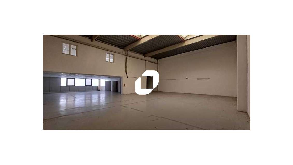 A louer Local d'activité 535m² Poissy