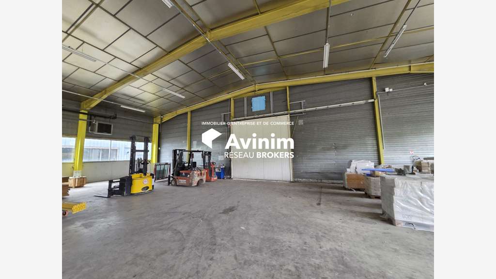 À LOUER – LOCAL D’ACTIVITÉ DE 1 837 M² – POISY