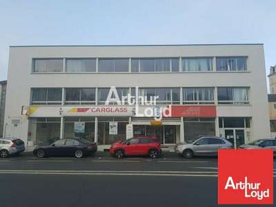 Location Locaux d'activités - Entrepôts à Poitiers