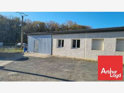 A louer local d'activité de 261m² à Poitiers Sud