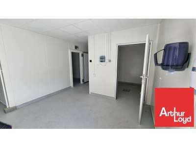 Location Locaux d'activités - Entrepôts à Poitiers