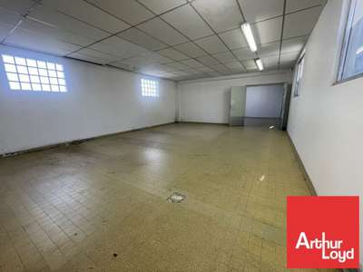 Location Locaux d'activités - Entrepôts à Poitiers