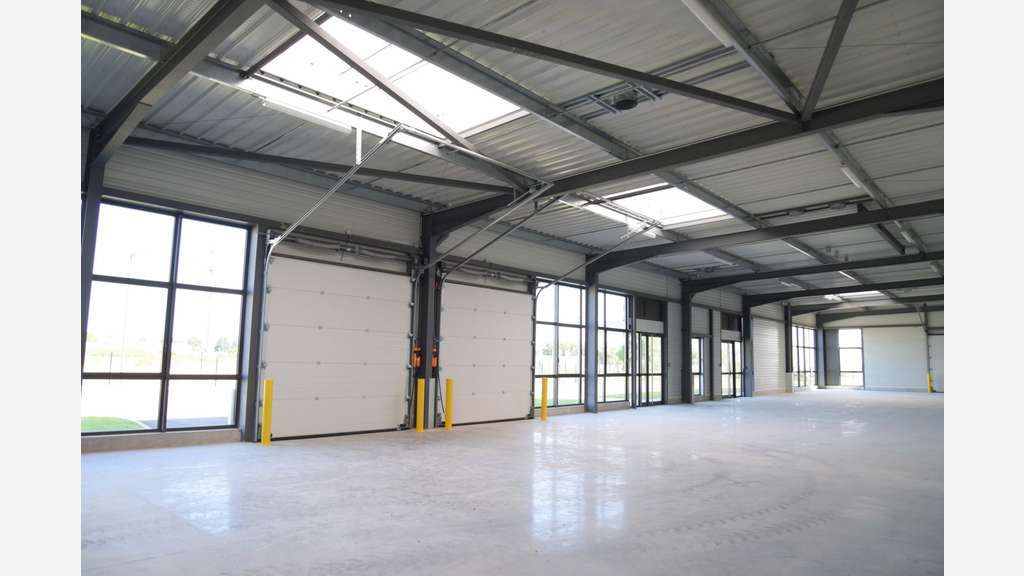 Local d'activités neufs 400m² à louer sur Poitiers