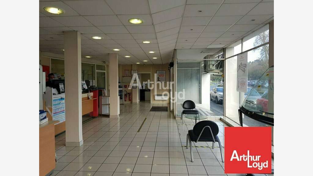 Local activité 525m² à louer Poitiers axe majeur