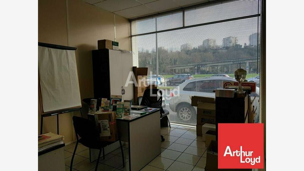 Local activité 525m² à louer Poitiers axe majeur