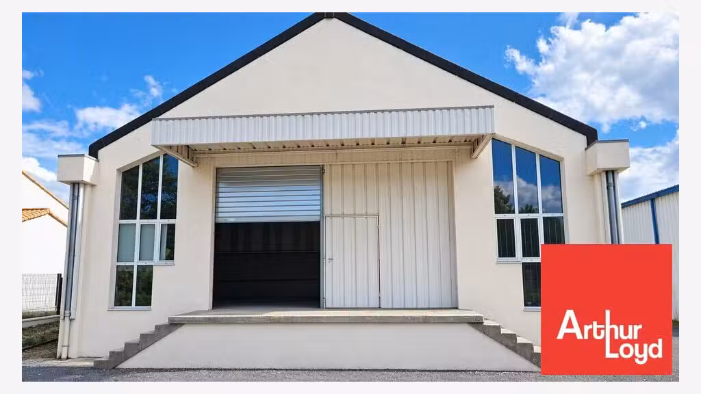 Entrepôt de 70m² à louer en ZA dynamique Poitiers