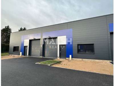 Location Locaux d'activités - Entrepôts à Pommiers