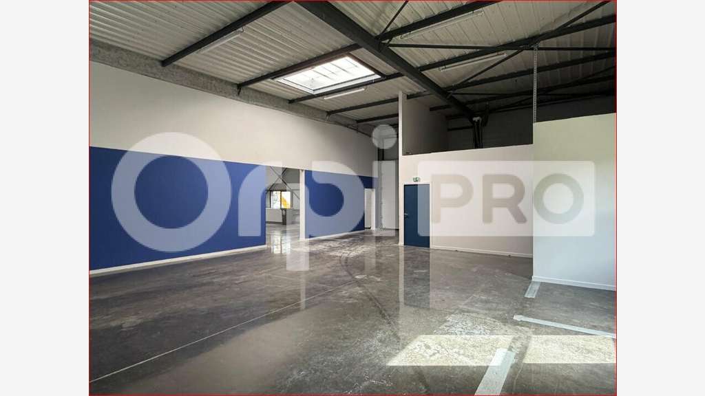 A louer local activité 230m² Limas/Pommier neuf