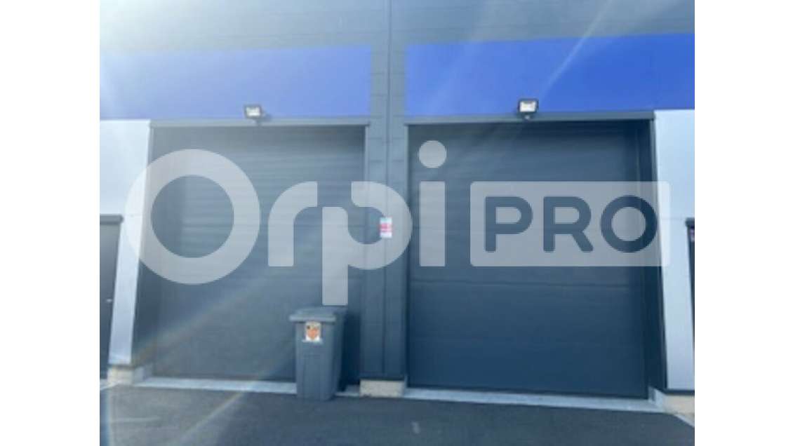 A louer local activité 230m² Limas/Pommier neuf