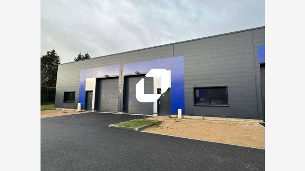 A louer Local d'activité 295m² Pommiers
