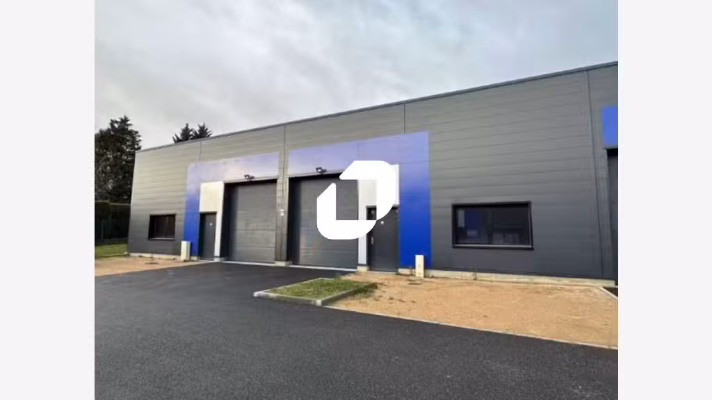 A louer Local d'activité 295m² Pommiers