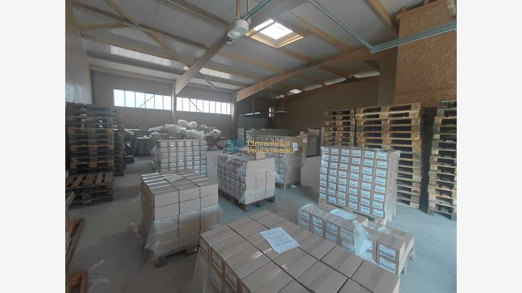 LOCAL D'ACTIVITE - 270 M2 - PONT AVEN
