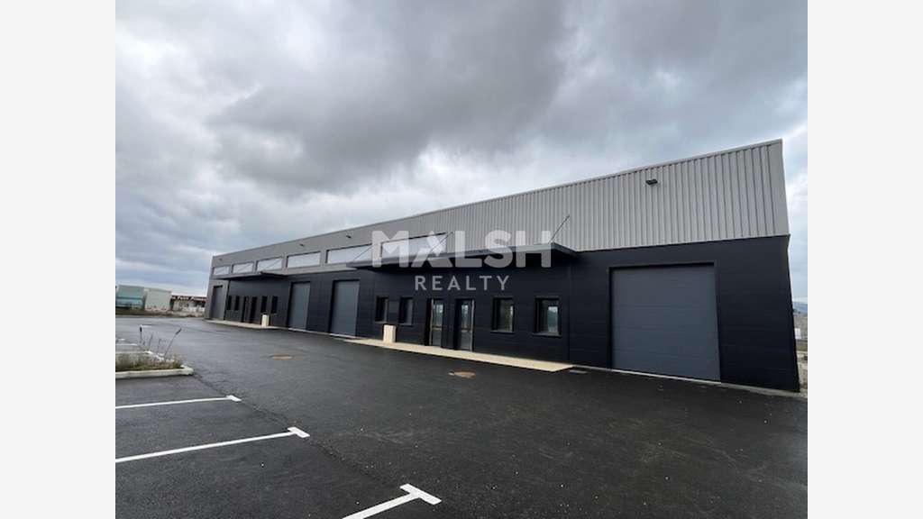 Locaux neufs 2239m² à louer à Pont-de-l'Isère