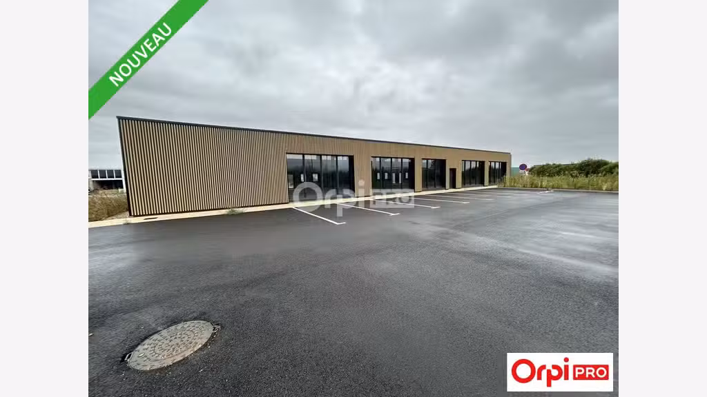 Local d'activité 179m² à louer à Pont-de-l'Isère