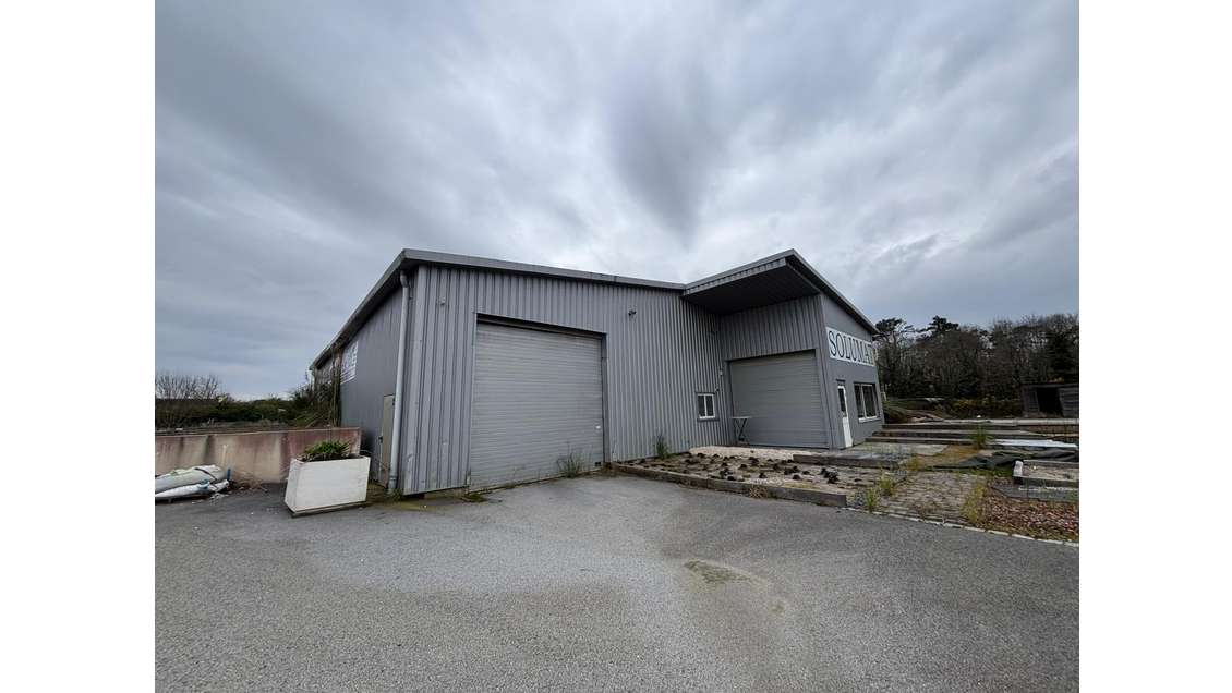 A louer local d'activité 410m² Pont-L'abbé