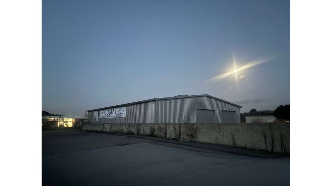 À louer local 200m² à Pont-l'Abbé Zone Kermaria