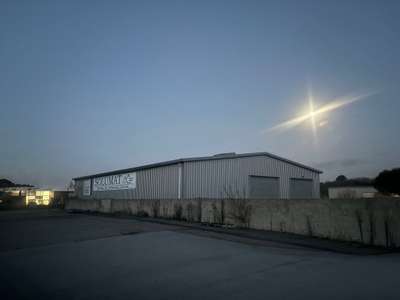 Location Locaux d'activités - Entrepôts à Pont-l'Abbé