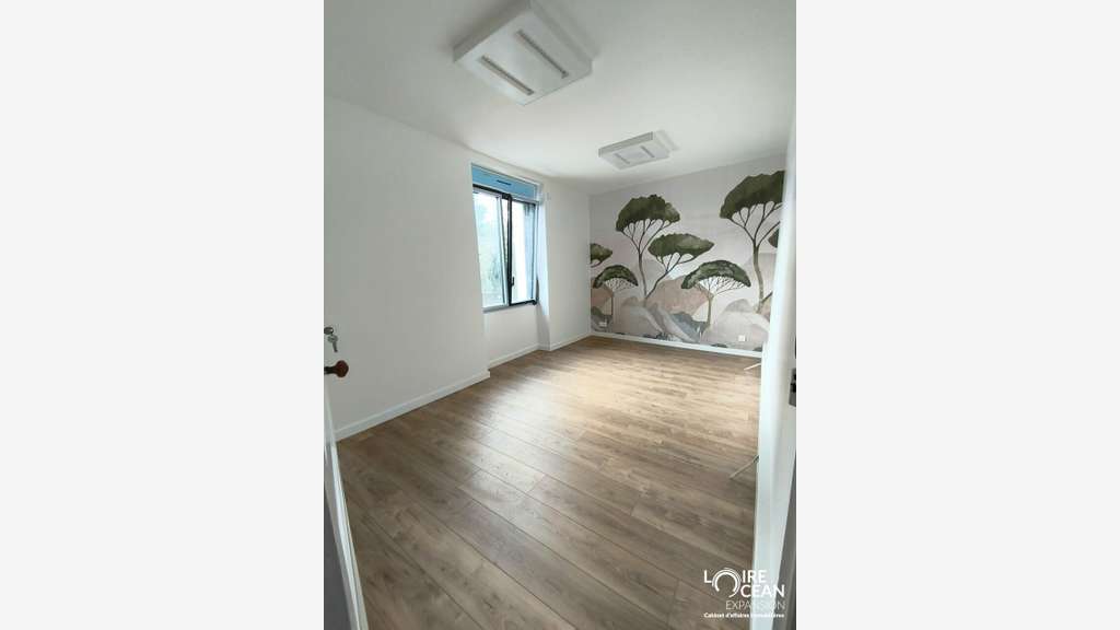 Loue local professionnel 118m² Pont-Saint-Martin