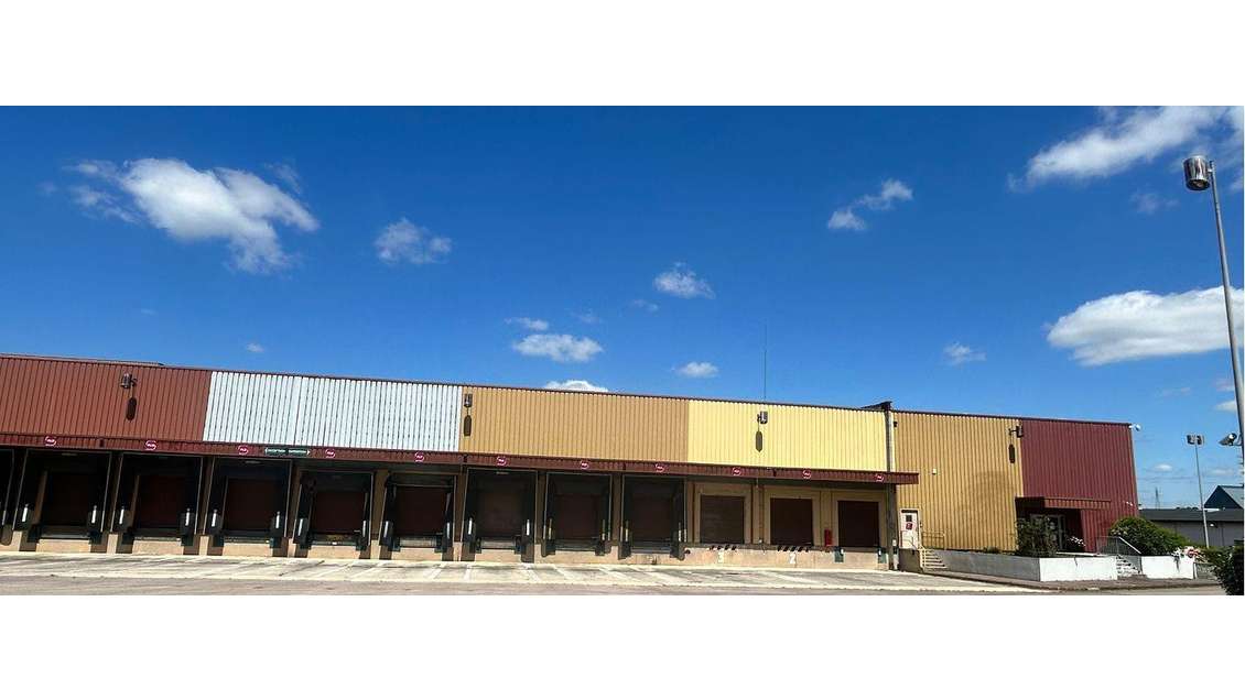 Location entrepôt logistique 8434m² Pont-Ste-Marie