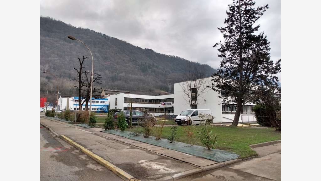 A louer local industriel de 1500m² au Cheylas