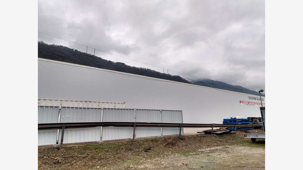 A louer local industriel de 1500m² au Cheylas