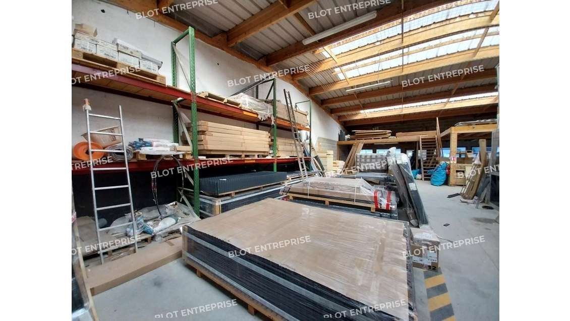 A louer locaux d'activités 600m² à Pontchâteau