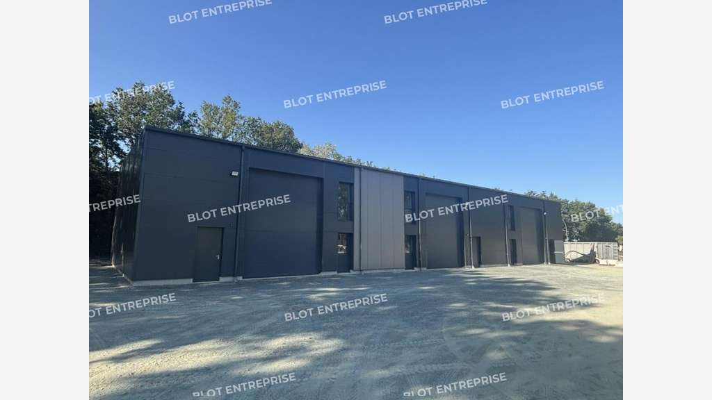 A louer locaux d'activités de 250m² à Pontchâteau