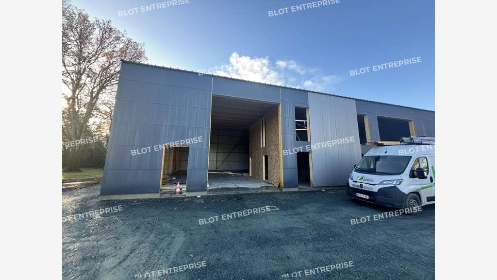 A louer locaux d'activités de 250m² à Pontchâteau
