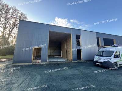 A louer locaux d'activités de 250m² à Pontchâteau
