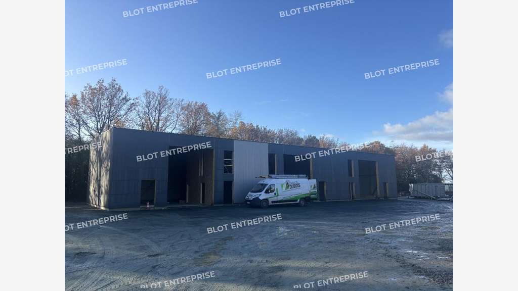 A louer locaux d'activités de 250m² à Pontchâteau