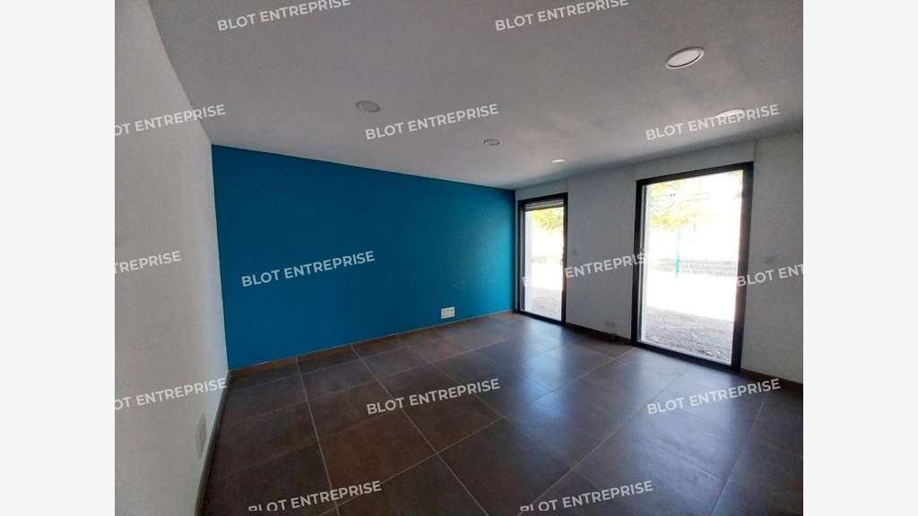 A louer locaux d'activités 300m² à Pontchâteau