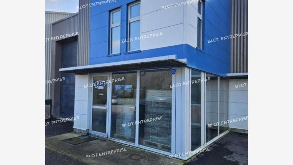 A louer locaux 170m² zone Atlantique de Pornichet