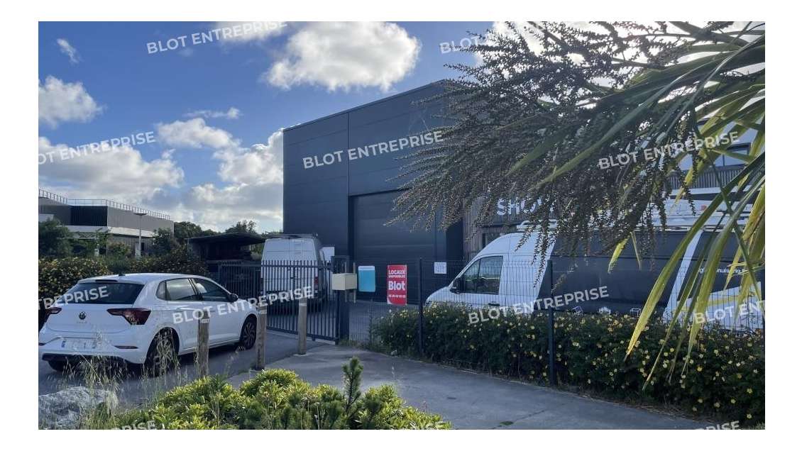 A vendre/à louer locaux 975m² à Pornichet