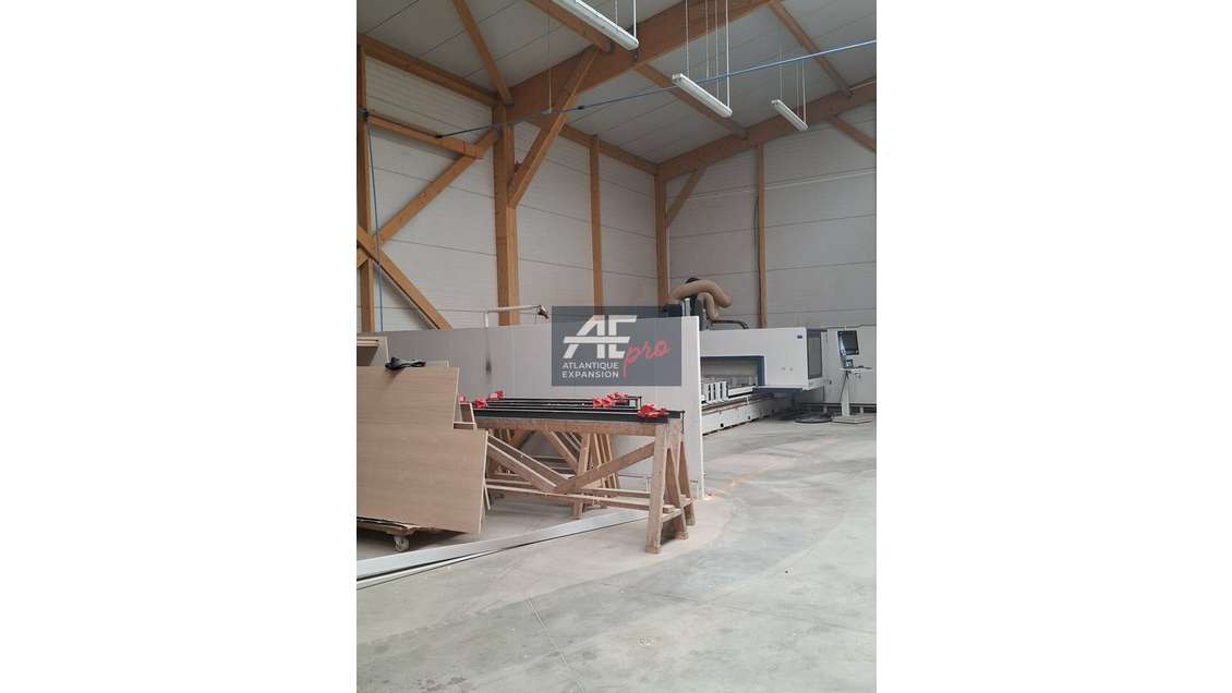 A louer local d'activité 975m² à Pornichet