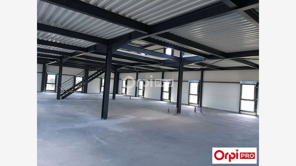 Loue locaux 716m² ZA le Morlon portes les Valence