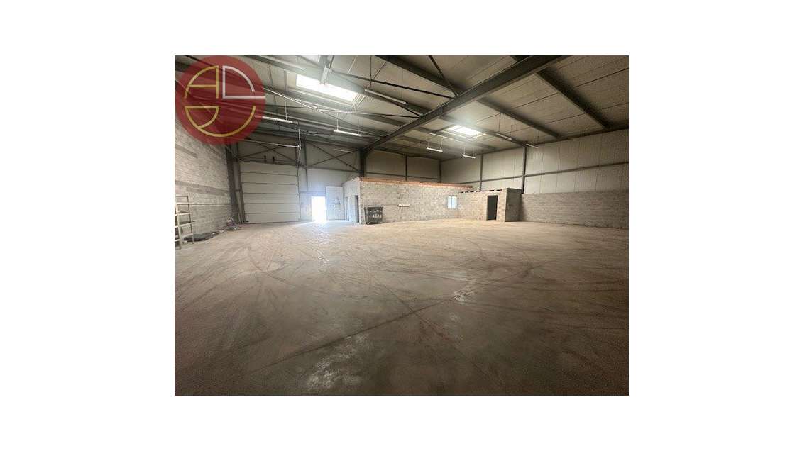 A louer entrepôt 416m² à Villeneuve-Tolosane
