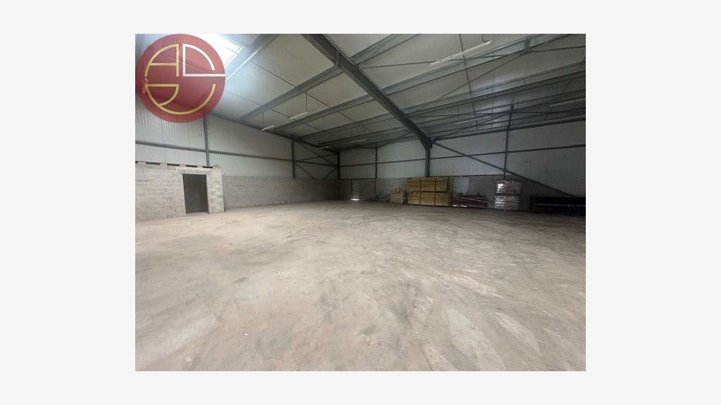 A louer entrepôt 416m² à Villeneuve-Tolosane