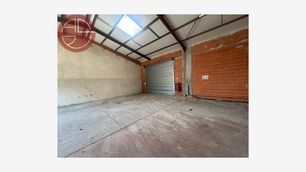 A louer entrepôt 750m² à Portet-sur-Garonne