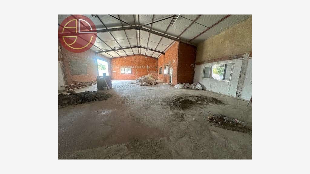 A louer entrepôt 750m² à Portet-sur-Garonne