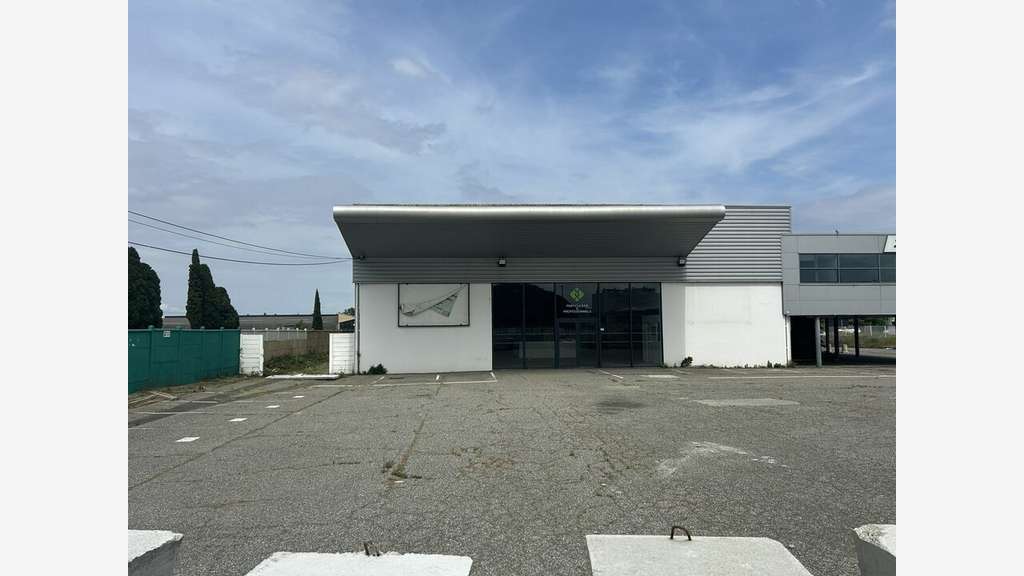 Bâtiment 6500m² divisible à louer à Portet/Garonne