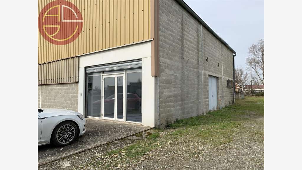 Vente entrepôt sur terrain clos Portet-sur-Garonne