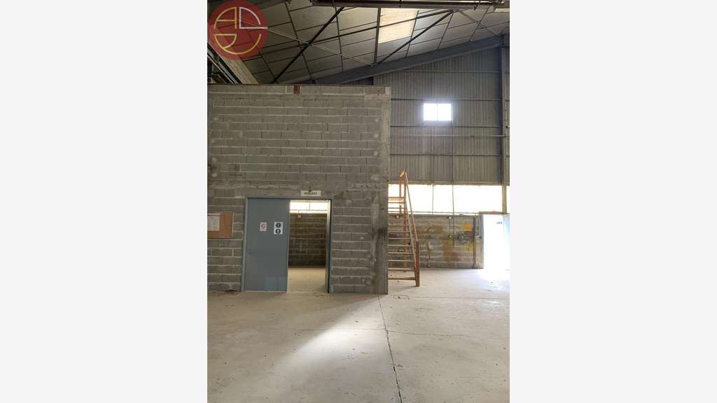 Vente entrepôt sur terrain clos Portet-sur-Garonne