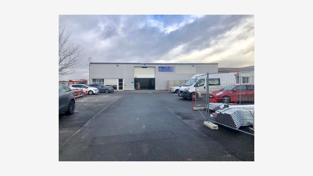 Location local d'activités 340m² au Nord d'Amiens 