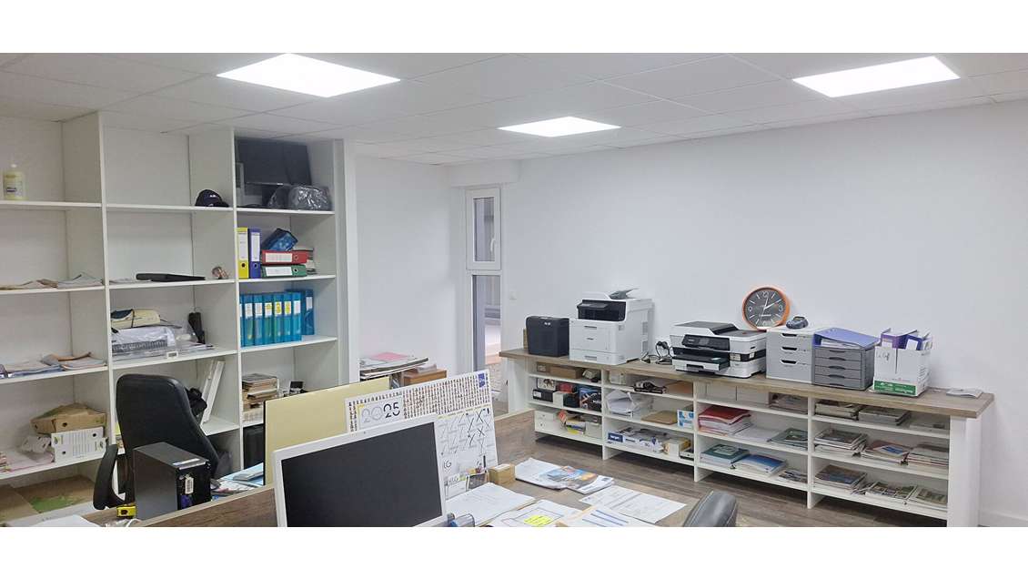 A louer local d'activité récent à Questembert