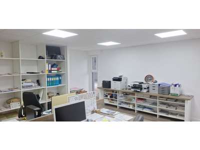 Location Locaux d'activités - Entrepôts à Questembert