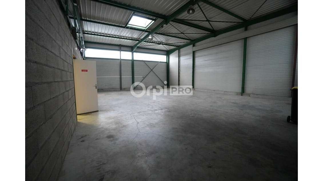 A louer local mixte 312m² secteur Quetigny